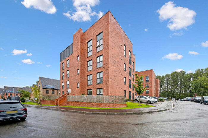 2 Bedroom Flat For Sale In Shawholm Crescent, Flat /, Shawlands, Glasgow, G43