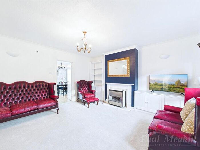 3 Bedroom Semi Detached House For Sale In Ambleside Gardens, South Croydon, CR2