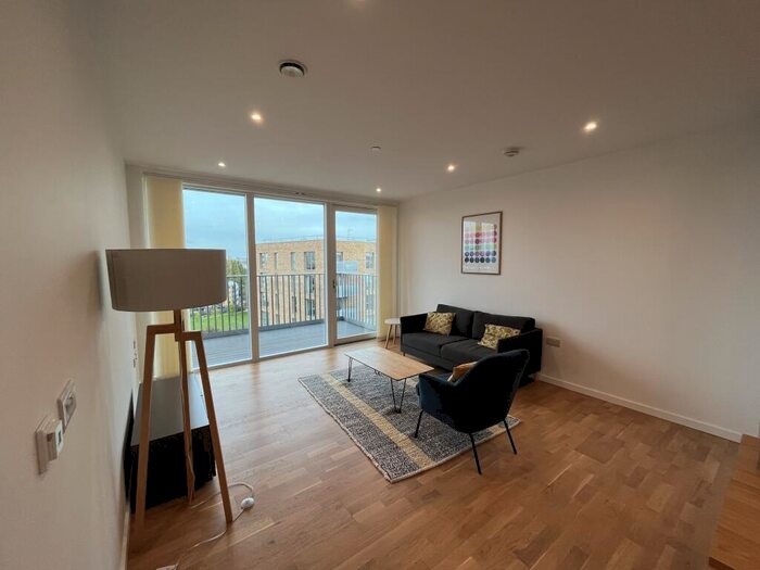1 Bedroom Apartment To Rent In Kingwood Apartments, Waterline Way, London, SE8