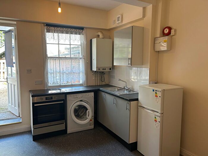 Studio To Rent In King Square, Bristol, BS2