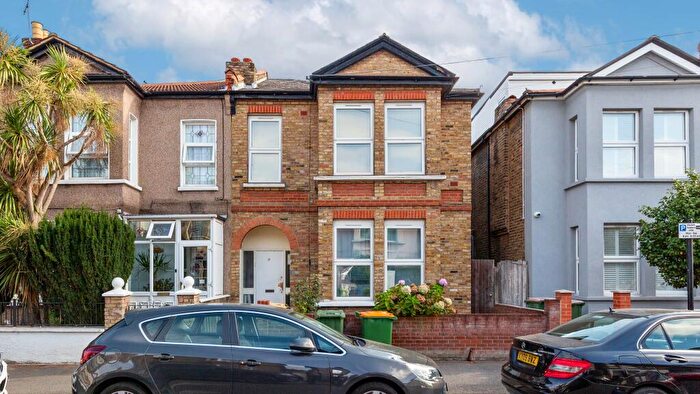 2 Bedroom Flat For Sale In Flat B, Ismaila Road, Forest Gate, London, E7