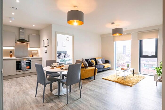 3 Bedroom Apartment To Rent In The Trilogy Ellesmere Street, Manchester, Greater Manchester, M15