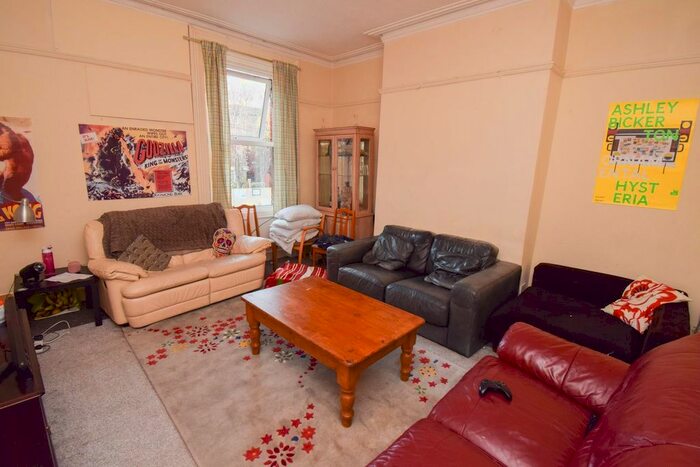4 Bedroom Terraced House To Rent In Grosvenor Place, Jesmond, Newcastle Upon Tyne, NE2