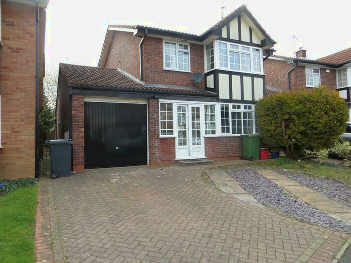 3 Bedroom Detached House To Rent In Hopton Crofts, Leamington Spa, CV32