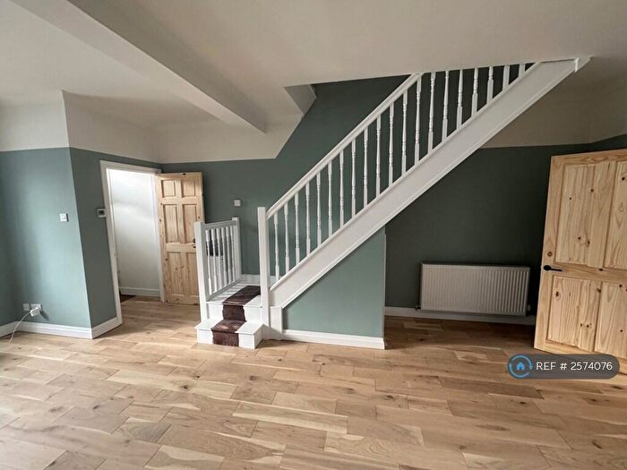 3 Bedroom Terraced House To Rent In Queens Road, Elliots Town, New Tredegar, NP24