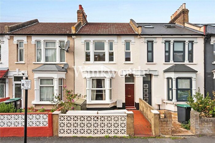 4 Bedroom Terraced House To Rent In Glenwood Road, London, N15