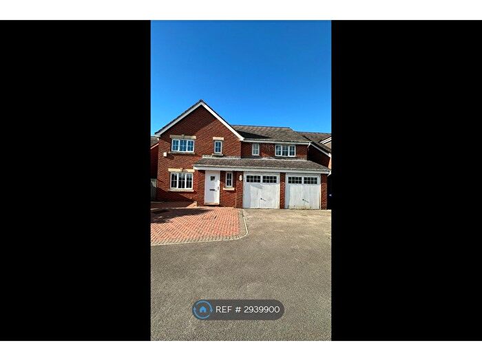 5 Bedroom Detached House To Rent In Greave Way, Chesterfield, S43