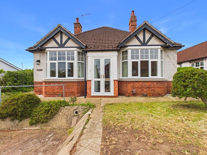 3 Bedroom Detached Bungalow For Sale In Church Road, Churchdown, GL3