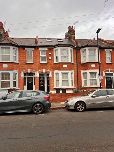2 Bedroom Maisonette To Rent In Hartham Road, Isleworth, TW7