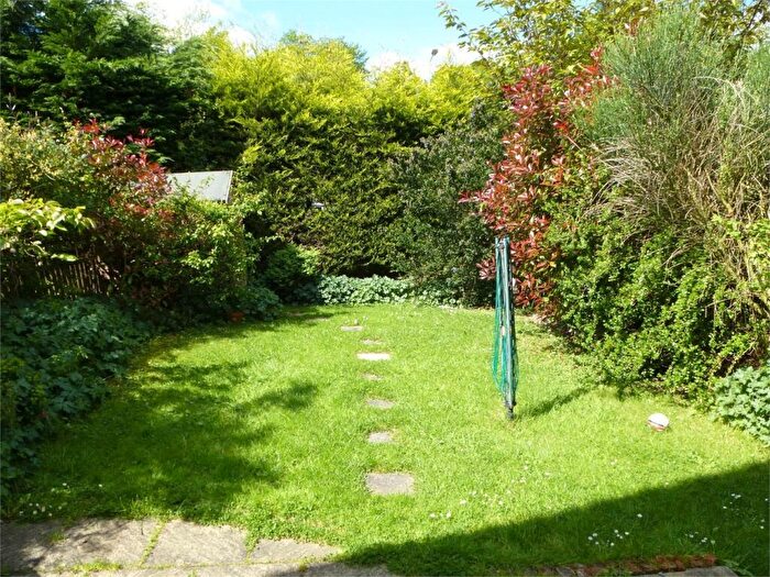 3 Bedroom Terraced House To Rent In Kingsmill Court, Hatfield, AL10