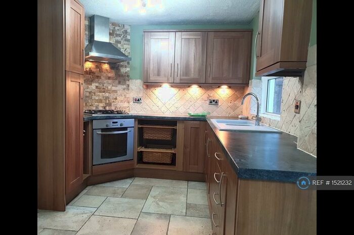 3 Bedroom Detached House To Rent In Long Close, Bradley Stoke, Bristol, BS32