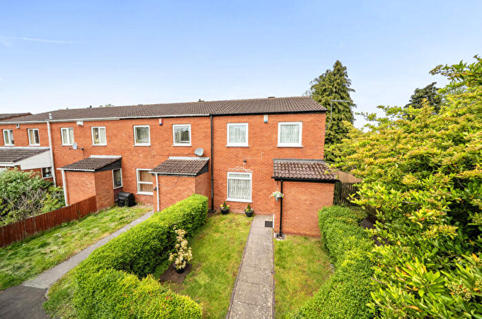 3 Bedroom End Of Terrace House For Sale In Saxons Way, Warstock, Birmingham, B14