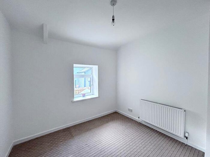 2 Bedroom Semi-Detached House For Sale In Chapel Road, Abergavenny, NP7