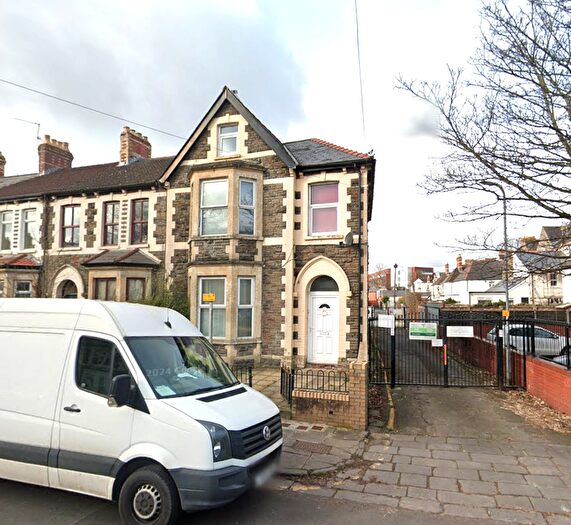 2 Bedroom Flat To Rent In Rawden Place, Cardiff, CF11