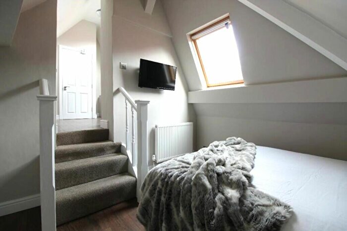 7 Bedroom Retirement Property To Rent In Jubilee Drive, Liverpool, L7