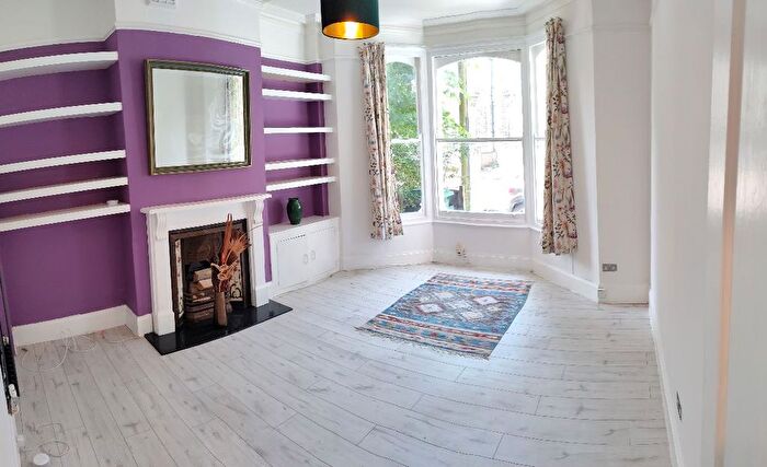 2 Bedroom Flat To Rent In Bardolph Road, Tufnell Park, N7