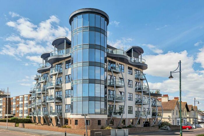 2 Bedroom Flat To Rent In Compass Point, The Esplanade, Bognor Regis, PO21