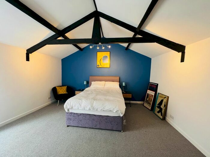 2 Bedroom Maisonette To Rent In Portland Place, Cheltenham, Gloucestershire, GL52