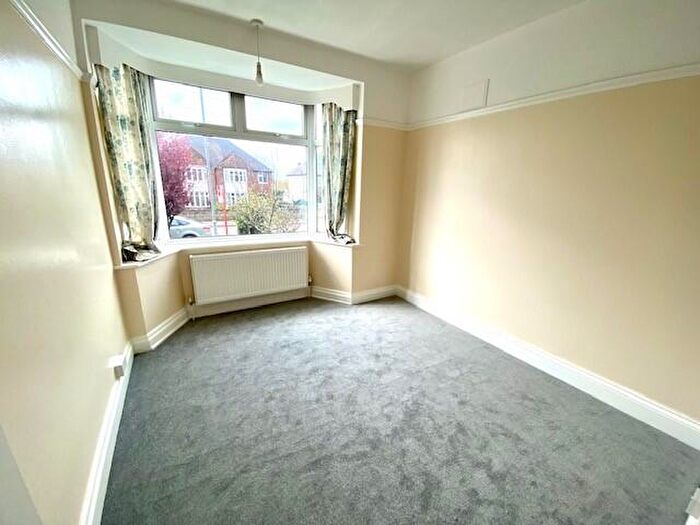 2 Bedroom Bungalow To Rent In Tixall Road, Stafford, ST16