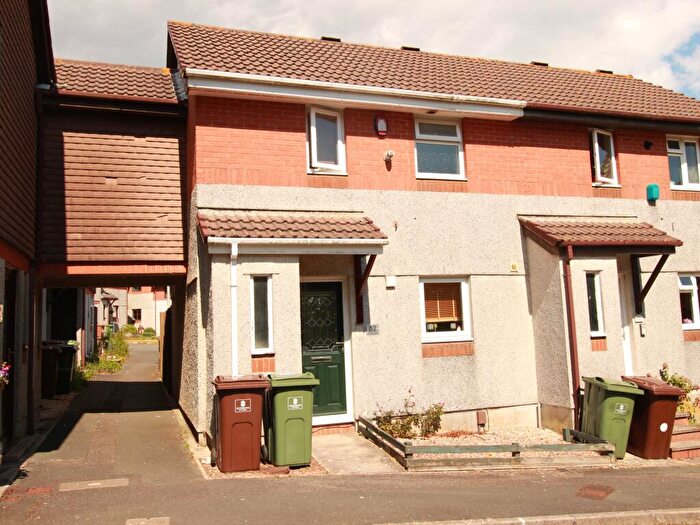 2 Bedroom House To Rent In Douglass Road, Manorfields, Plymouth, PL3