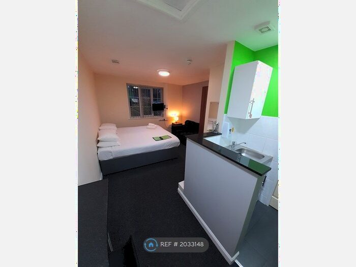 Studio To Rent In Liverpool Road, Newcastle Under Lyme, ST5