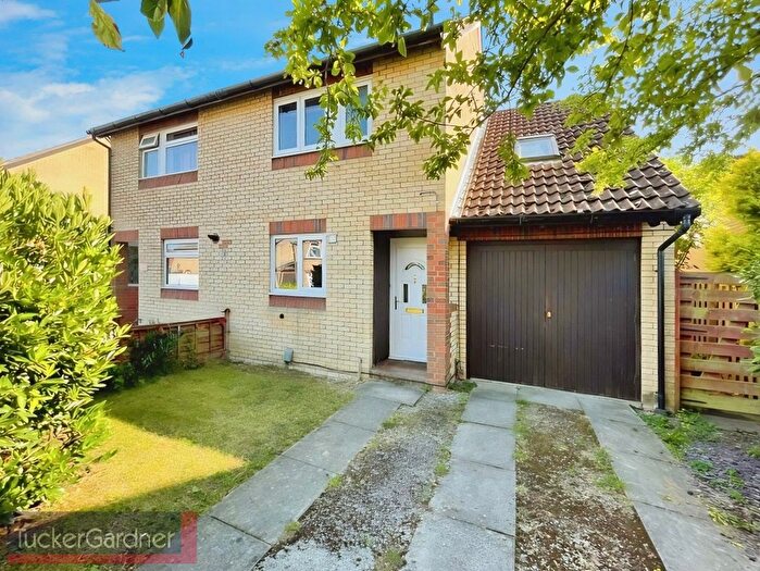 3 Bedroom Property To Rent In Thorpe Way, Cambridge, CB5