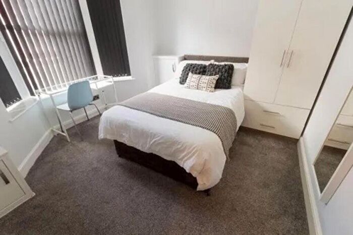 6 Bedroom House To Rent In Gilroy Road, Liverpool, L6