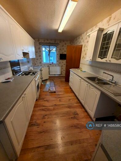 4 Bedroom Terraced House To Rent In Winchcombe Road, Portsmouth, PO6