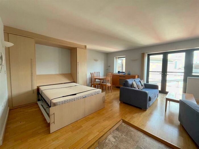 Studio To Rent In Watermarque, Browning Street, Birmingham, B16