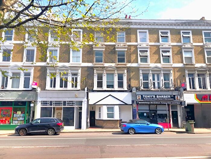 4 Bedroom Duplex To Rent In Camberwell Road, London, SE5