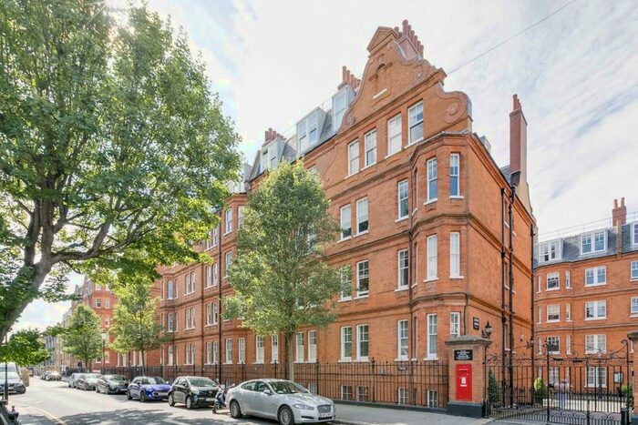 2 Bedroom Flat To Rent In Park Walk, London, SW10