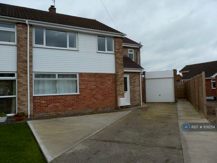 4 Bedroom Semi-Detached House To Rent In Lime Close, Cheltenham, GL52