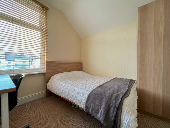 5 Bedroom Terraced House To Rent In Newfoundland Road, Heath, CF14