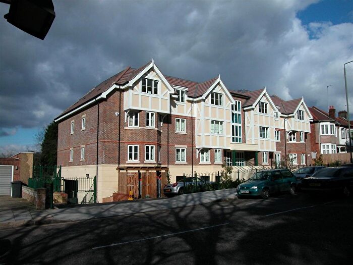 2 Bedroom Flat To Rent In Hazelmere Court, Station Road, Hendon, London, NW4