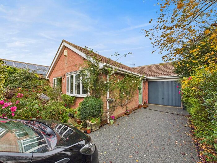 2 Bedroom Detached Bungalow For Sale In Brooke Drive, Mablethorpe, LN12