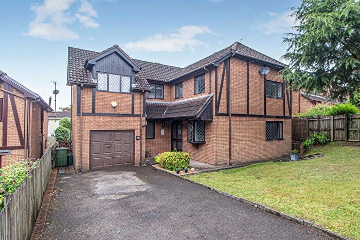 5 Bedroom Detached House For Sale In The Chestnuts, Miskin, Pontyclun, CF72