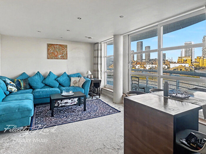 2 Bedroom Apartment To Rent In Manchester Road, London, E14