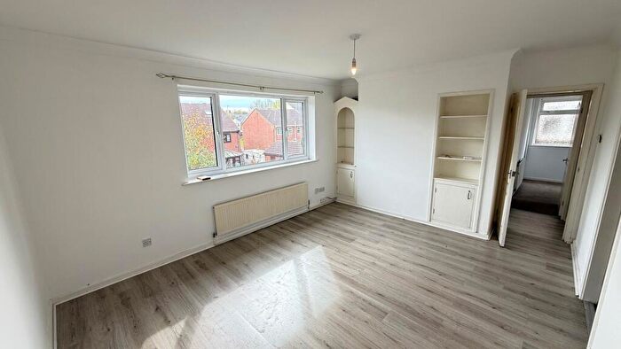 2 Bedroom Apartment To Rent In North Gate, Mexborough, S64