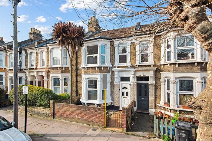 4 Bedroom Terraced House To Rent In Roding Road, London, E5