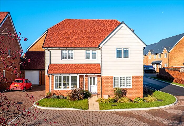 5 Bedroom Detached House For Sale In Seladine Gardens, Coxheath, Maidstone, Kent, ME17