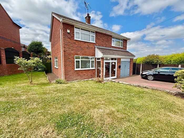 4 Bedroom Detached House For Sale In Louise Street, Gornal Wood, DY3