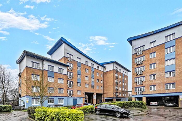 1 Bedroom Apartment For Sale In Luscinia View, Napier Road, Reading, RG1