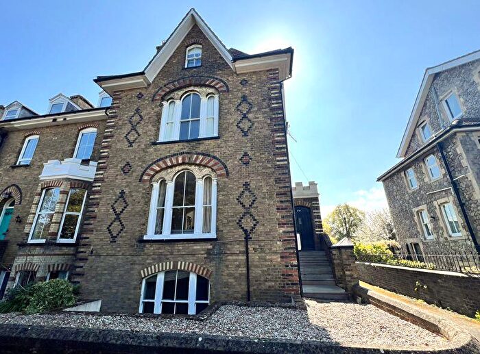 7 Bedroom End Of Terrace House For Sale In Walmer, CT14