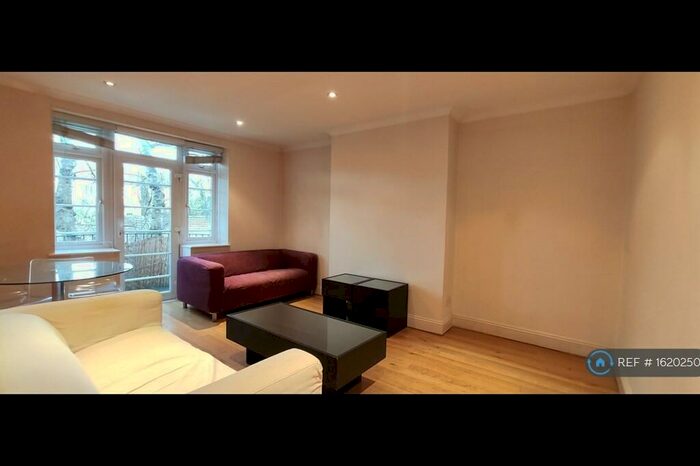 1 Bedroom Flat To Rent In Acorn Walk, London, SE16