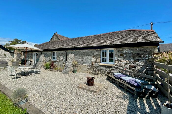 3 Bedroom Cottage For Sale In Tabbit's Hill Lane, Harmans Cross, BH20