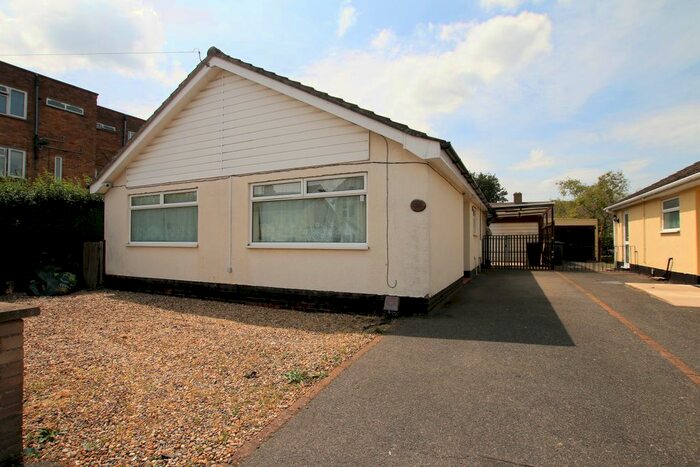 3 Bedroom Detached Bungalow To Rent In Grounds Avenue, March, PE15