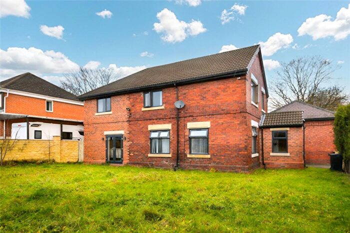 4 Bedroom Detached House To Rent In The Lodge, Gipsy Lane, Leeds, West Yorkshire, LS11