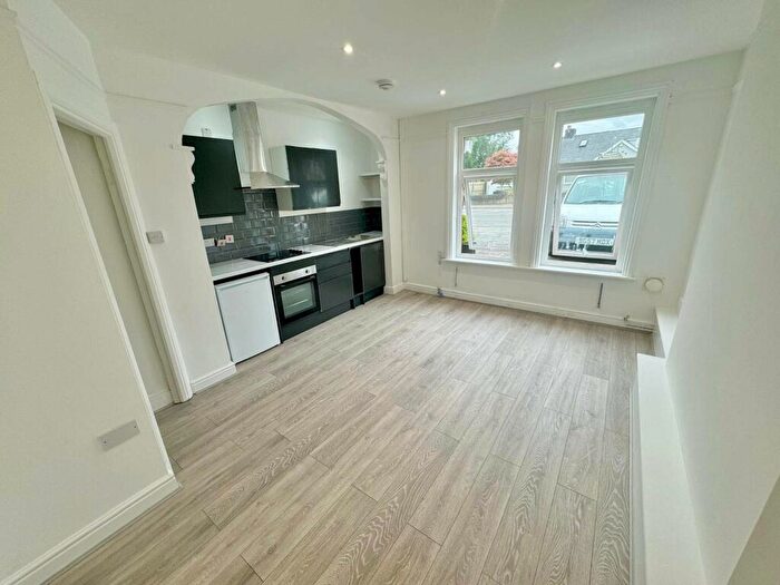 1 Bedroom Flat To Rent In Llantarnam Road, Cwmbran, NP44