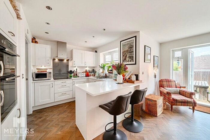 3 Bedroom Detached House For Sale In Campion Gardens, Wimborne, BH21