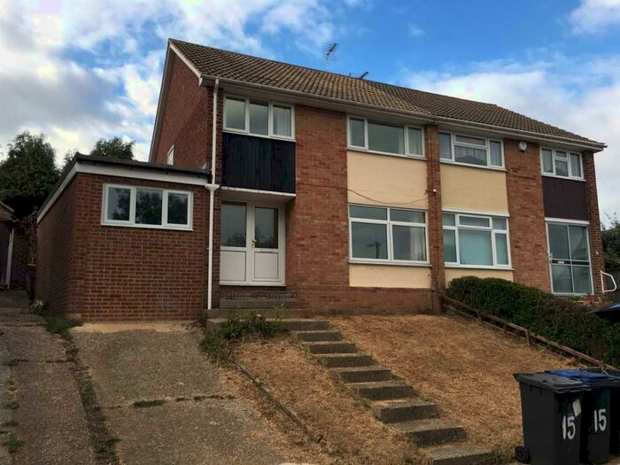 5 Bedroom Semi-Detached House To Rent In Uplands, Canterbury, CT2